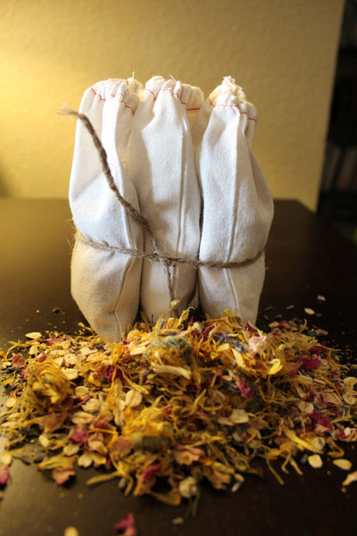 Organic Herbal Bath Tea – Calm & Nourish for Mama & Baby
🌿